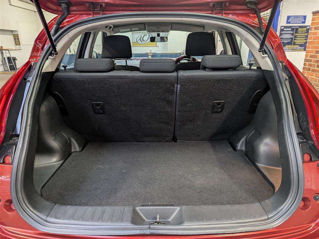 <p>2012 NISSAN JUKE ACENTA CVT</p>