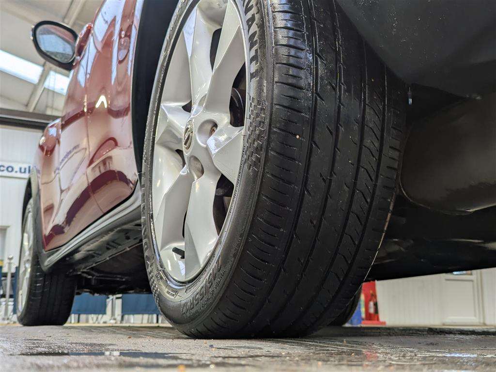 <p>2012 NISSAN JUKE ACENTA CVT</p>