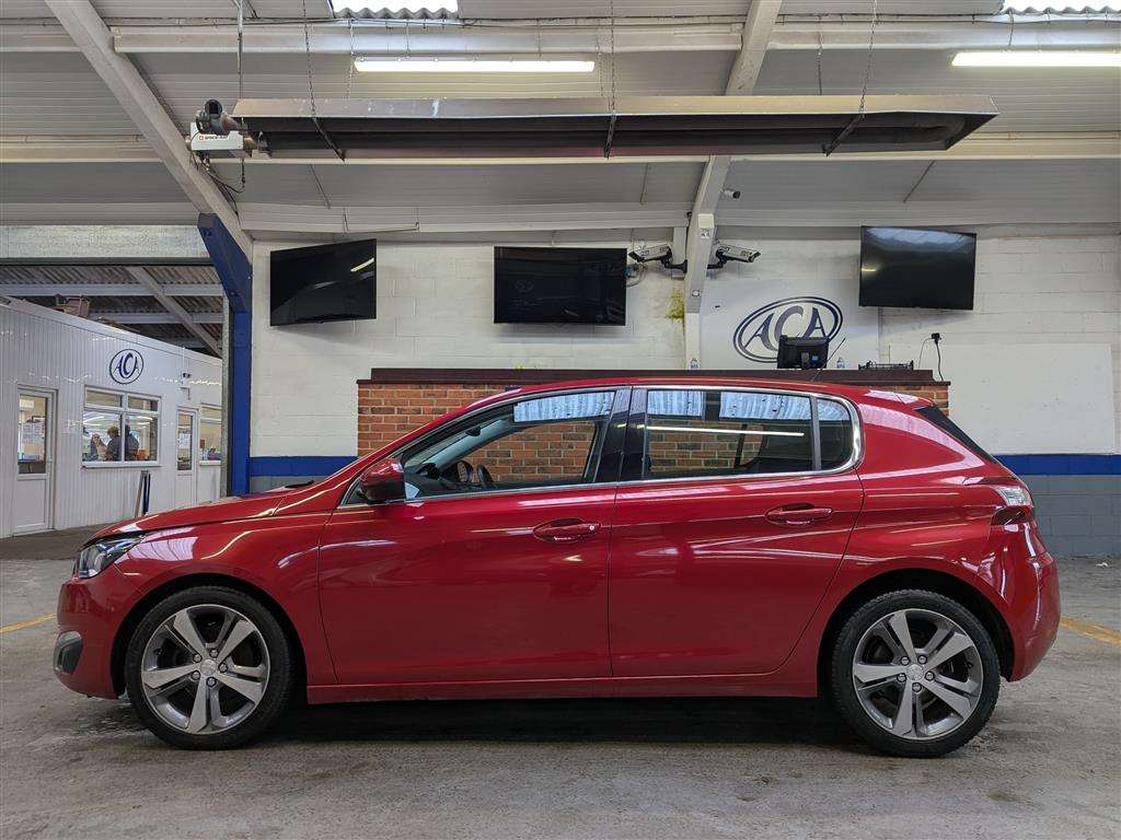<p>2014 PEUGEOT 308 ALLURE THP</p>