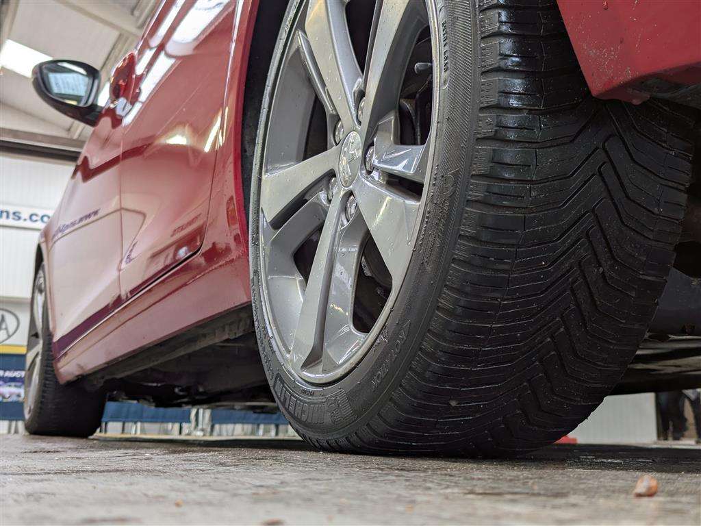 <p>2014 PEUGEOT 308 ALLURE THP</p>