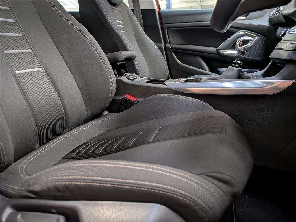 <p>2014 PEUGEOT 308 ALLURE THP</p>