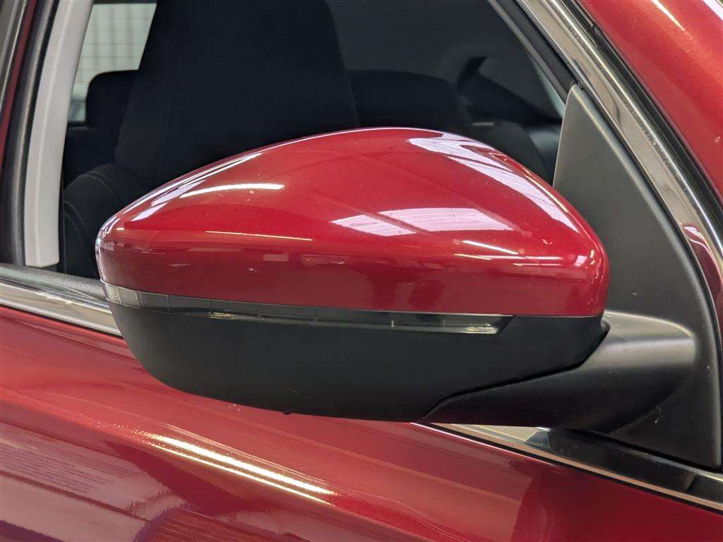 <p>2014 PEUGEOT 308 ALLURE THP</p>