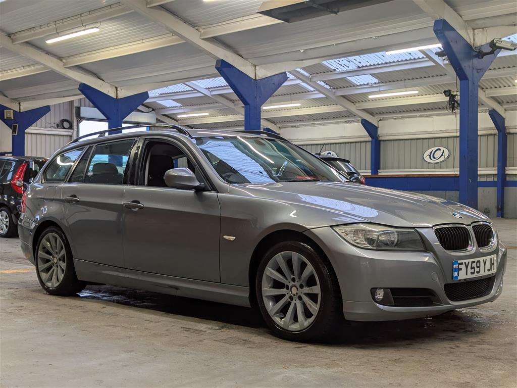 <p>2009 BMW 320D SE TOURING</p>