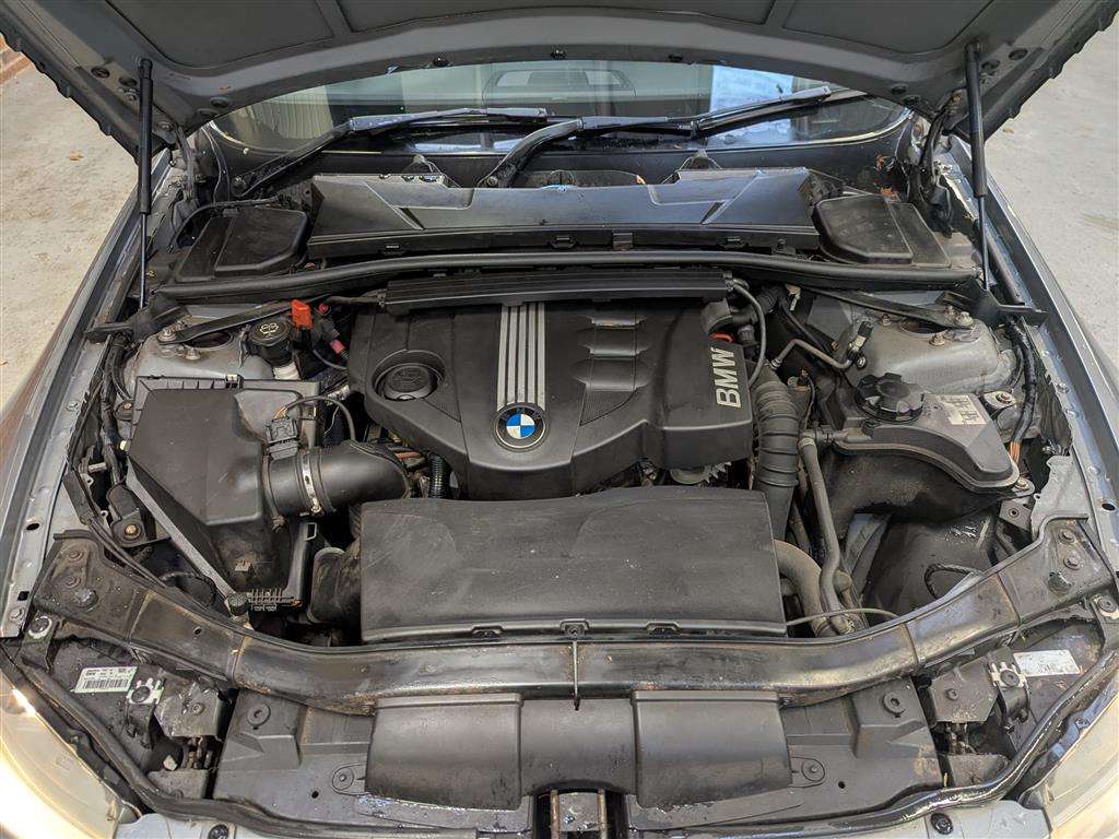 <p>2009 BMW 320D SE TOURING</p>