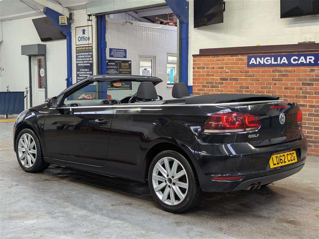 <p>2012 VOLKSWAGEN GOLF SE TSI S-A</p>