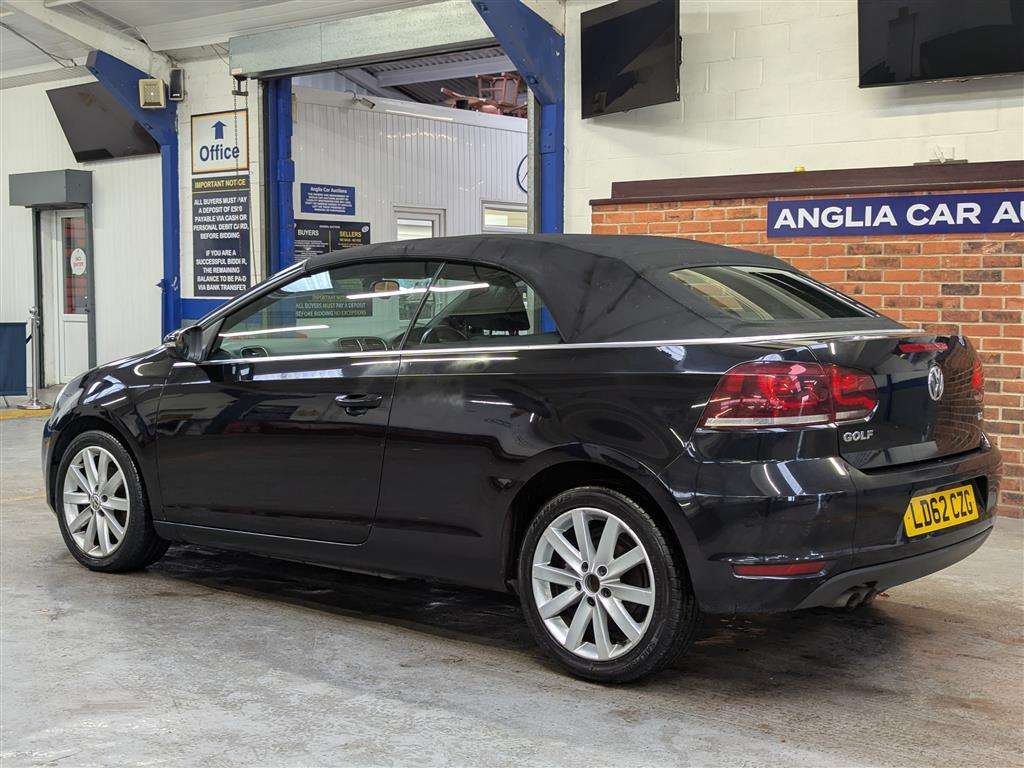 <p>2012 VOLKSWAGEN GOLF SE TSI S-A</p>