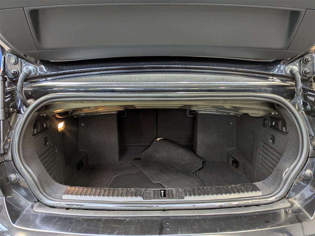 <p>2012 VOLKSWAGEN GOLF SE TSI S-A</p>