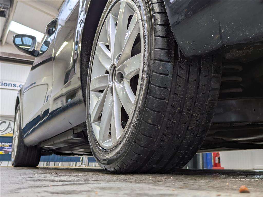 <p>2012 VOLKSWAGEN GOLF SE TSI S-A</p>