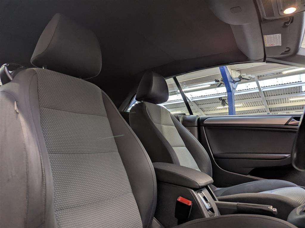 <p>2012 VOLKSWAGEN GOLF SE TSI S-A</p>