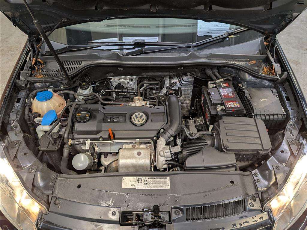 <p>2012 VOLKSWAGEN GOLF SE TSI S-A</p>