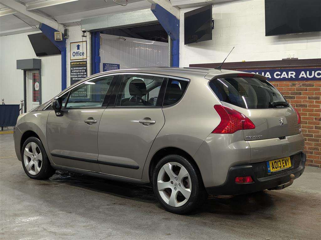 <p>2013 PEUGEOT 3008 ACTIVE HDI</p>