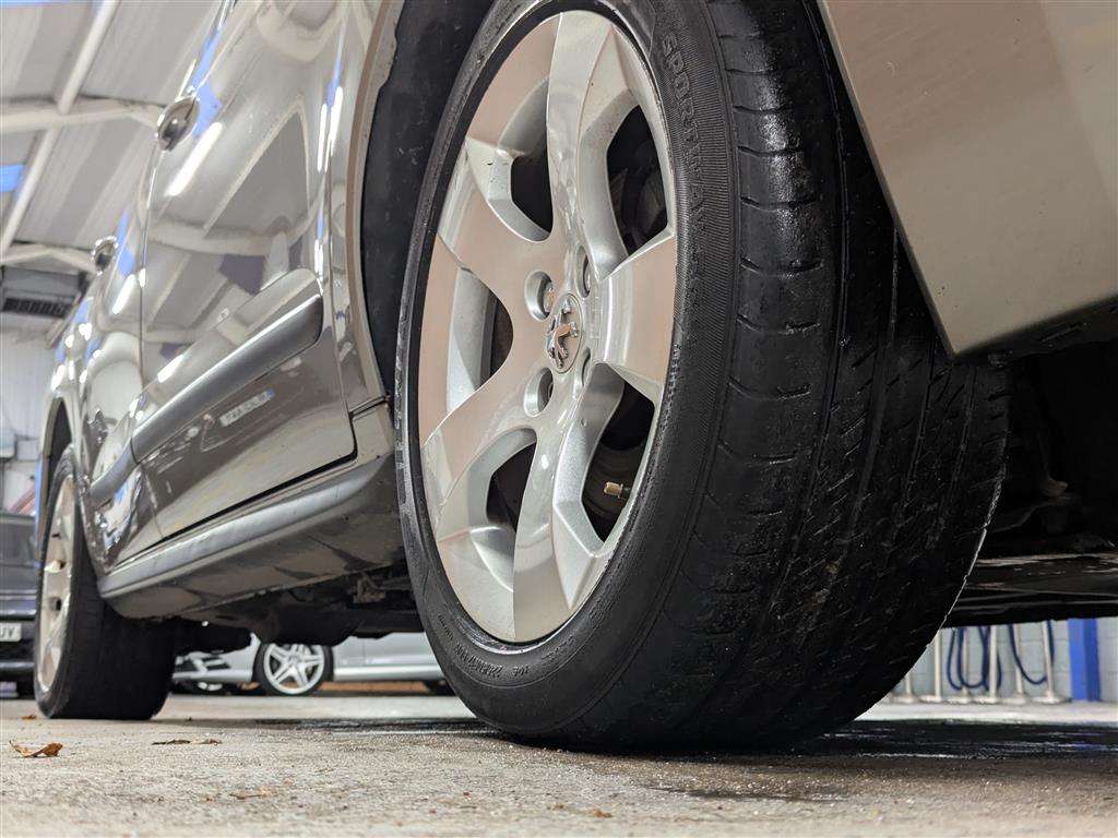 <p>2013 PEUGEOT 3008 ACTIVE HDI</p>