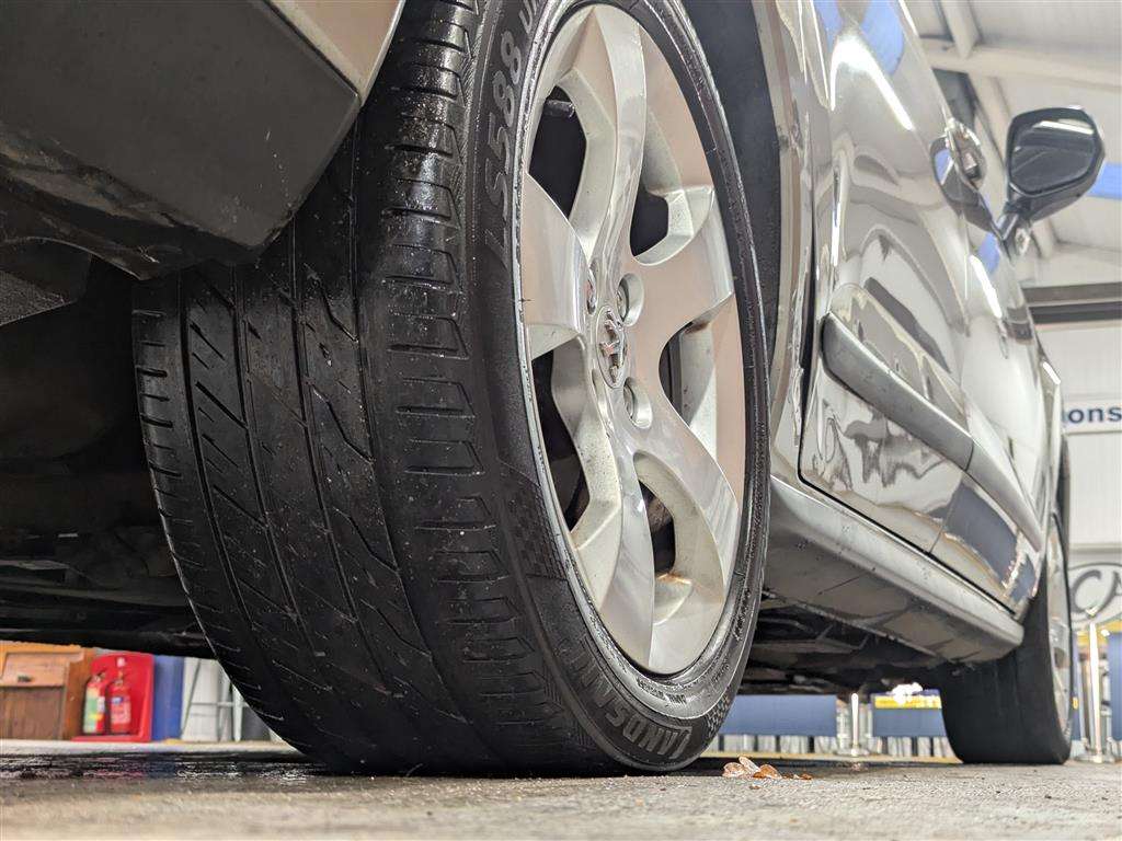 <p>2013 PEUGEOT 3008 ACTIVE HDI</p>