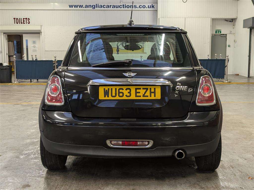 <p>2013 MINI ONE D</p>
