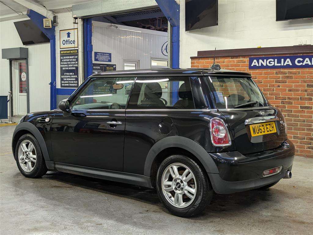 <p>2013 MINI ONE D</p>