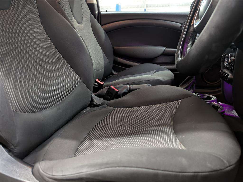 <p>2013 MINI ONE D</p>