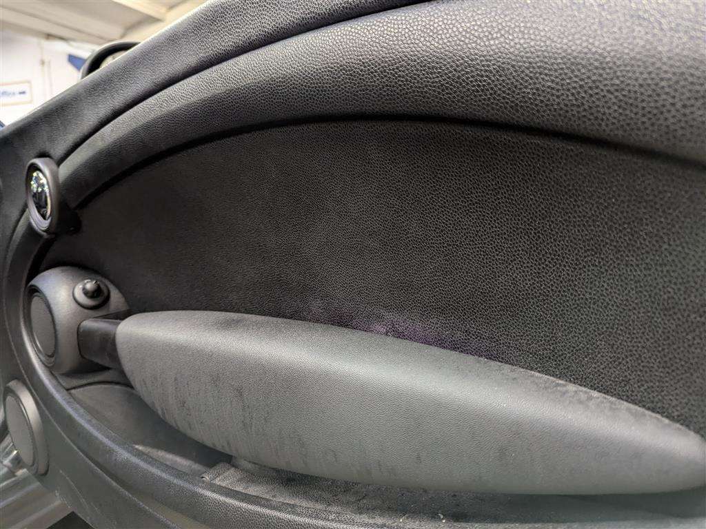 <p>2013 MINI ONE D</p>