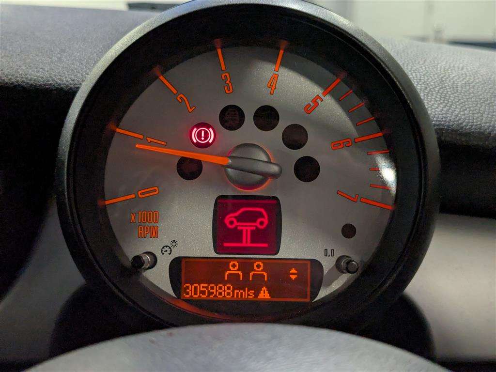 <p>2013 MINI ONE D</p>