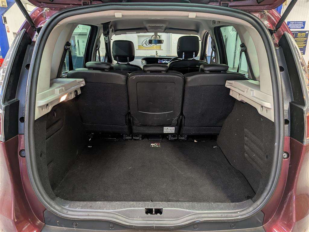 <p>2014 RENAULT SCENIC D-QUE TT ENERGY DC</p>