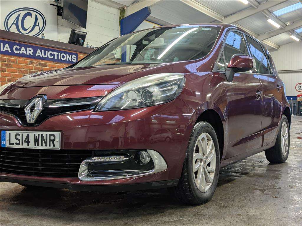 <p>2014 RENAULT SCENIC D-QUE TT ENERGY DC</p>