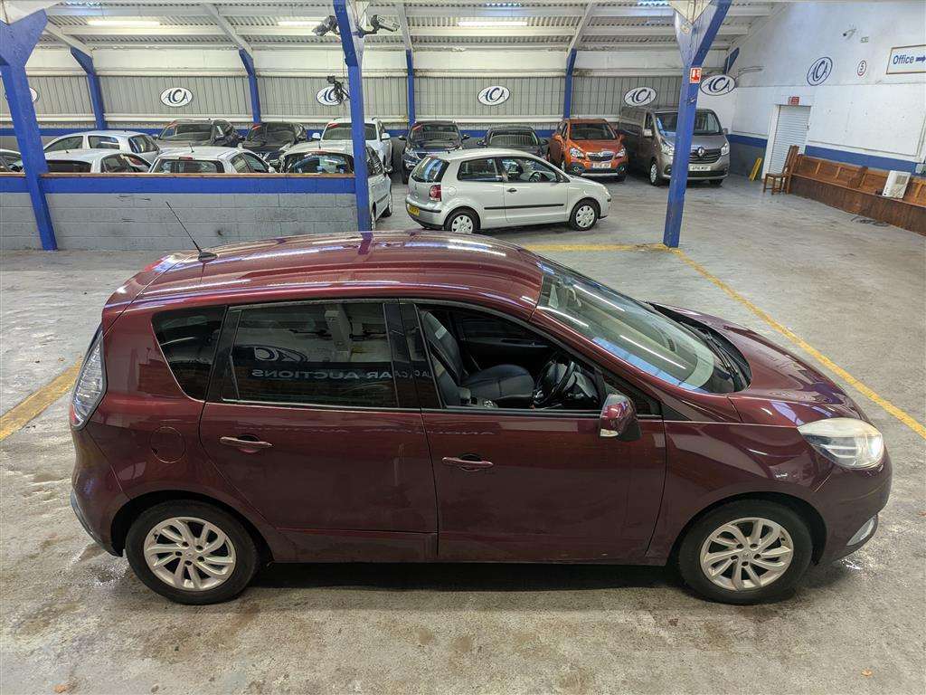 <p>2014 RENAULT SCENIC D-QUE TT ENERGY DC</p>