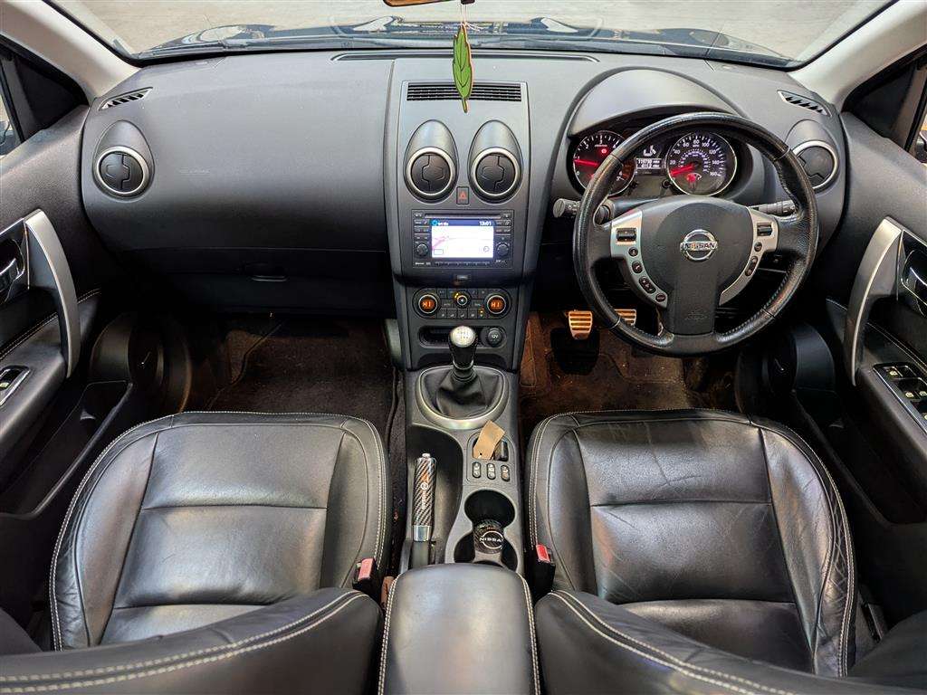 <p>2012 NISSAN QASHQAI TEKNA IS DCI</p>