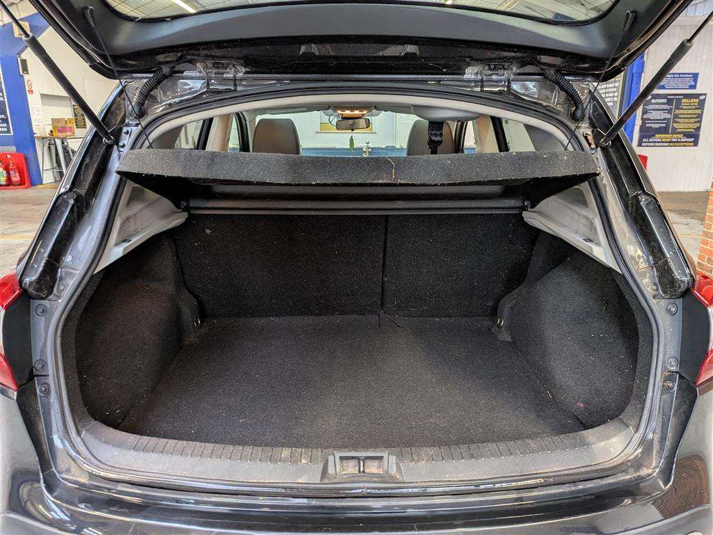 <p>2012 NISSAN QASHQAI TEKNA IS DCI</p>