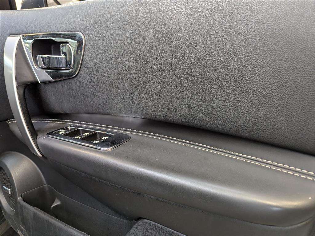 <p>2012 NISSAN QASHQAI TEKNA IS DCI</p>