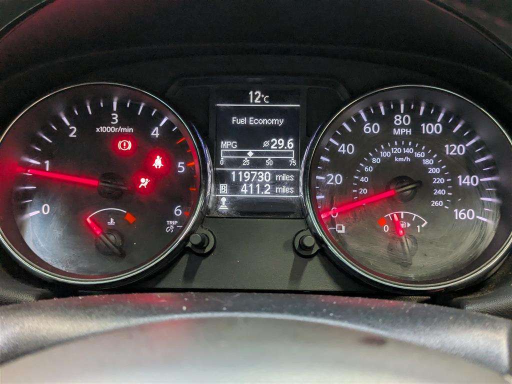 <p>2012 NISSAN QASHQAI TEKNA IS DCI</p>