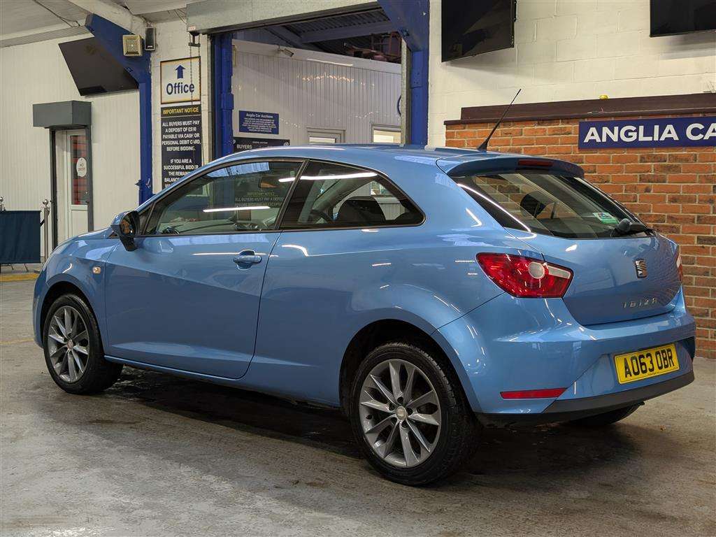 <p>2013 SEAT IBIZA TOCA</p>