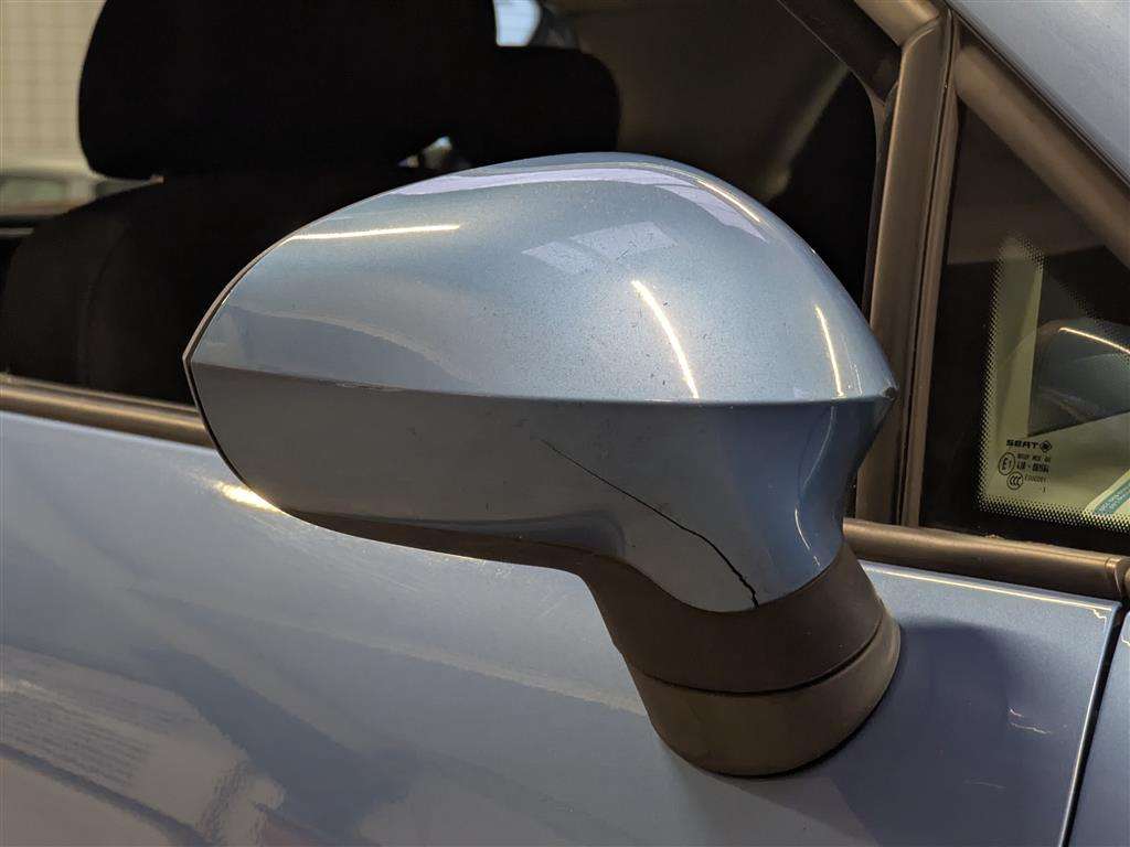 <p>2013 SEAT IBIZA TOCA</p>