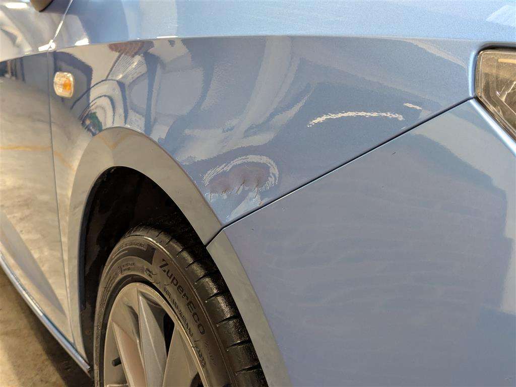 <p>2013 SEAT IBIZA TOCA</p>