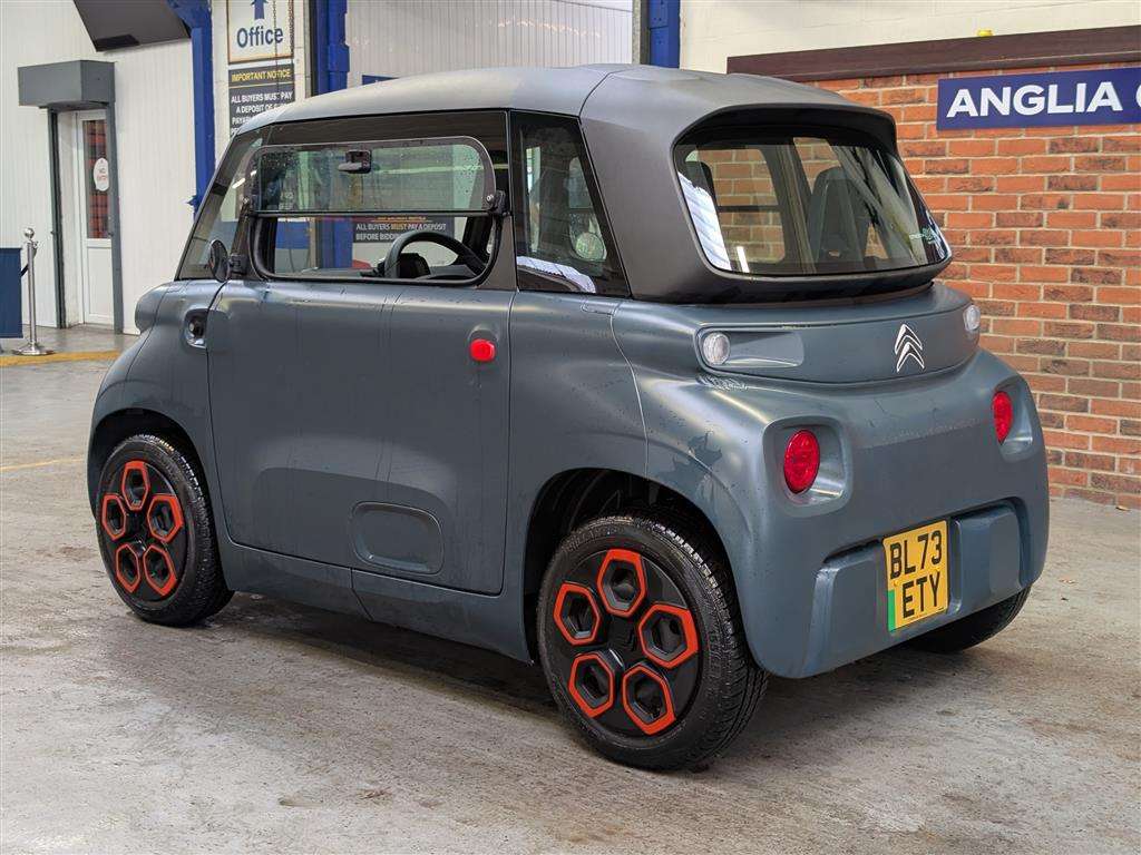 <p>2024 CITROEN AMI</p>