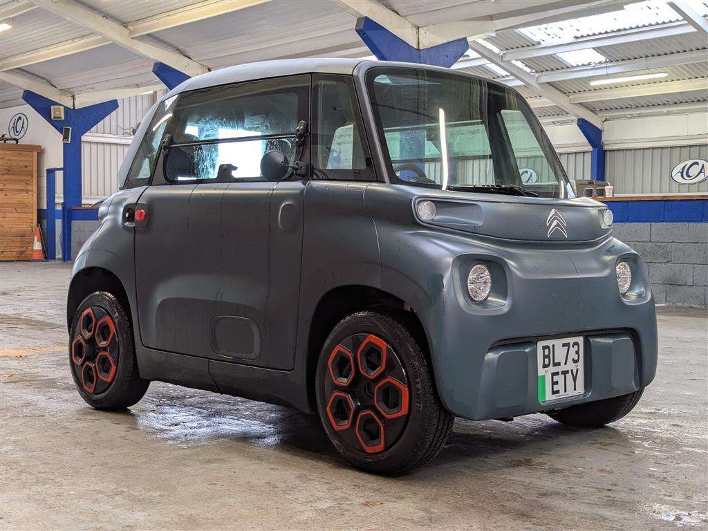 <p>2024 CITROEN AMI</p>