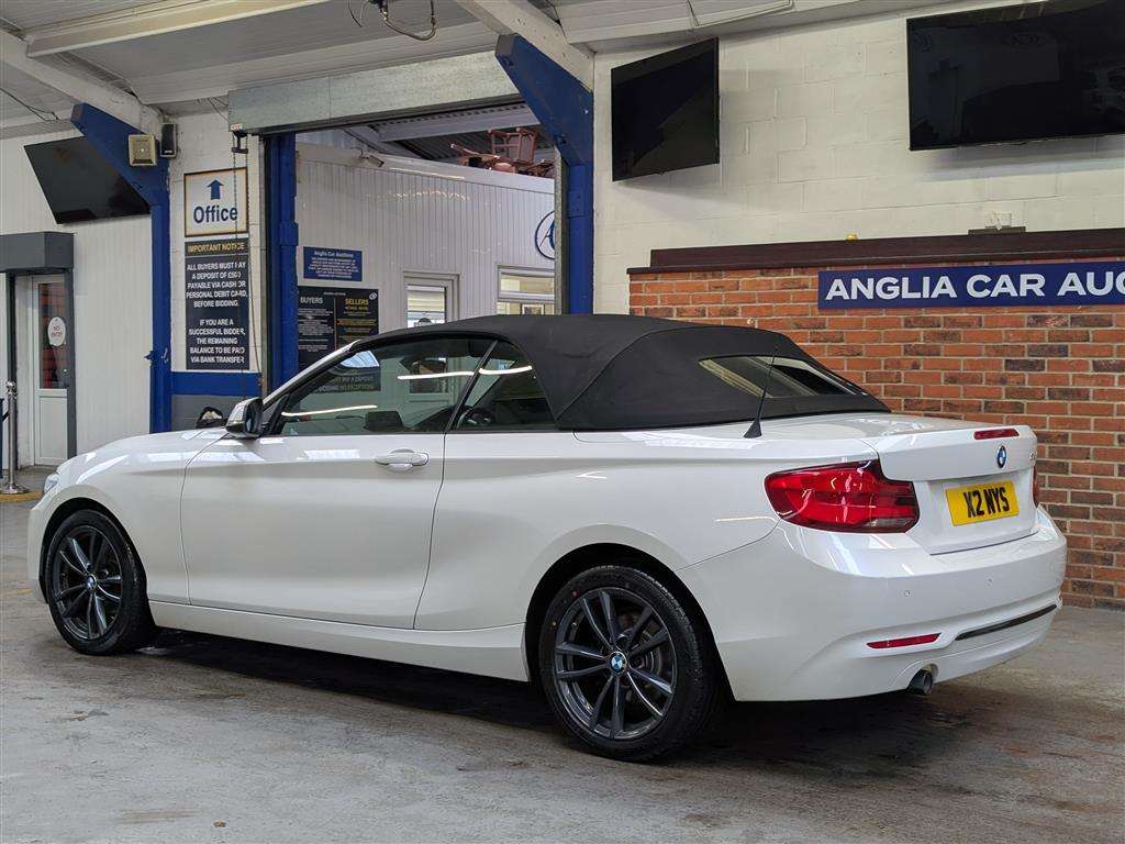 <p>2018 BMW 218D SPORT AUTO</p>