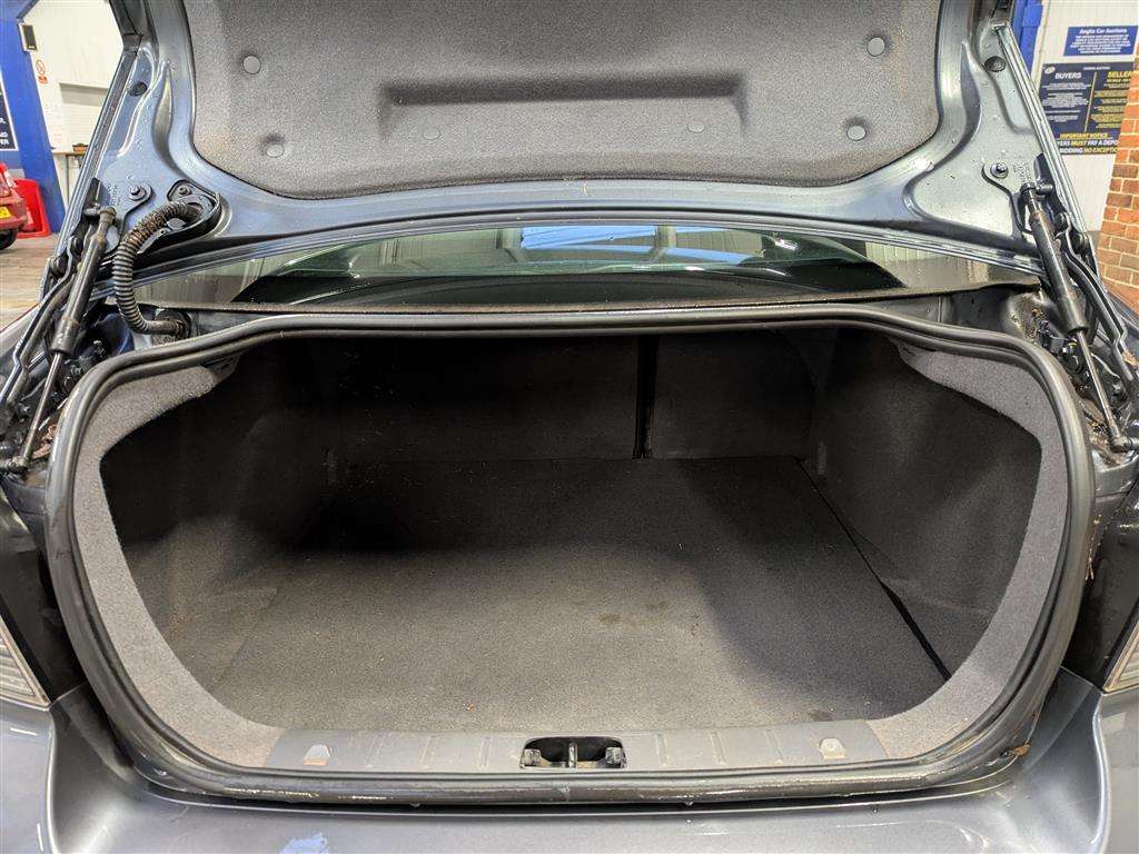 <p>2011 VOLVO S40 R-DESIGN D2</p>