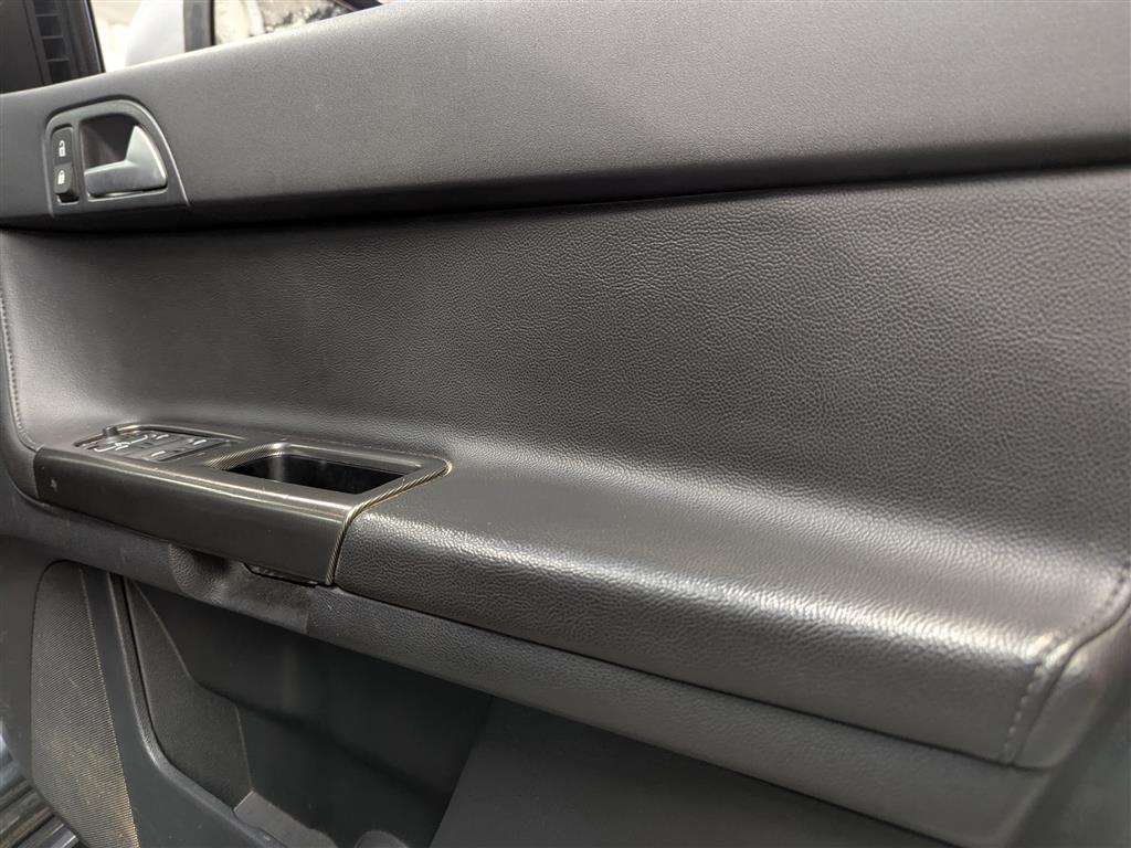 <p>2011 VOLVO S40 R-DESIGN D2</p>