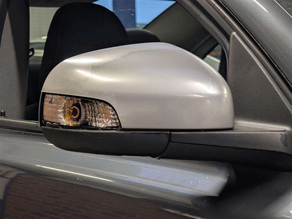 <p>2011 VOLVO S40 R-DESIGN D2</p>