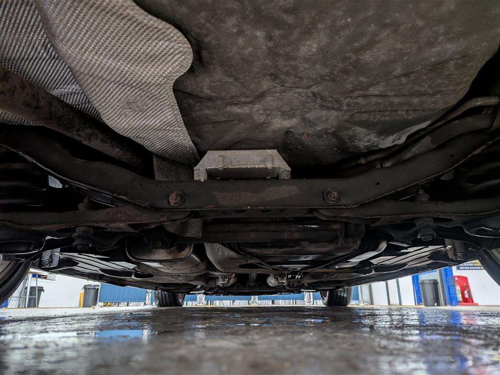 <p>2011 VOLVO S40 R-DESIGN D2</p>