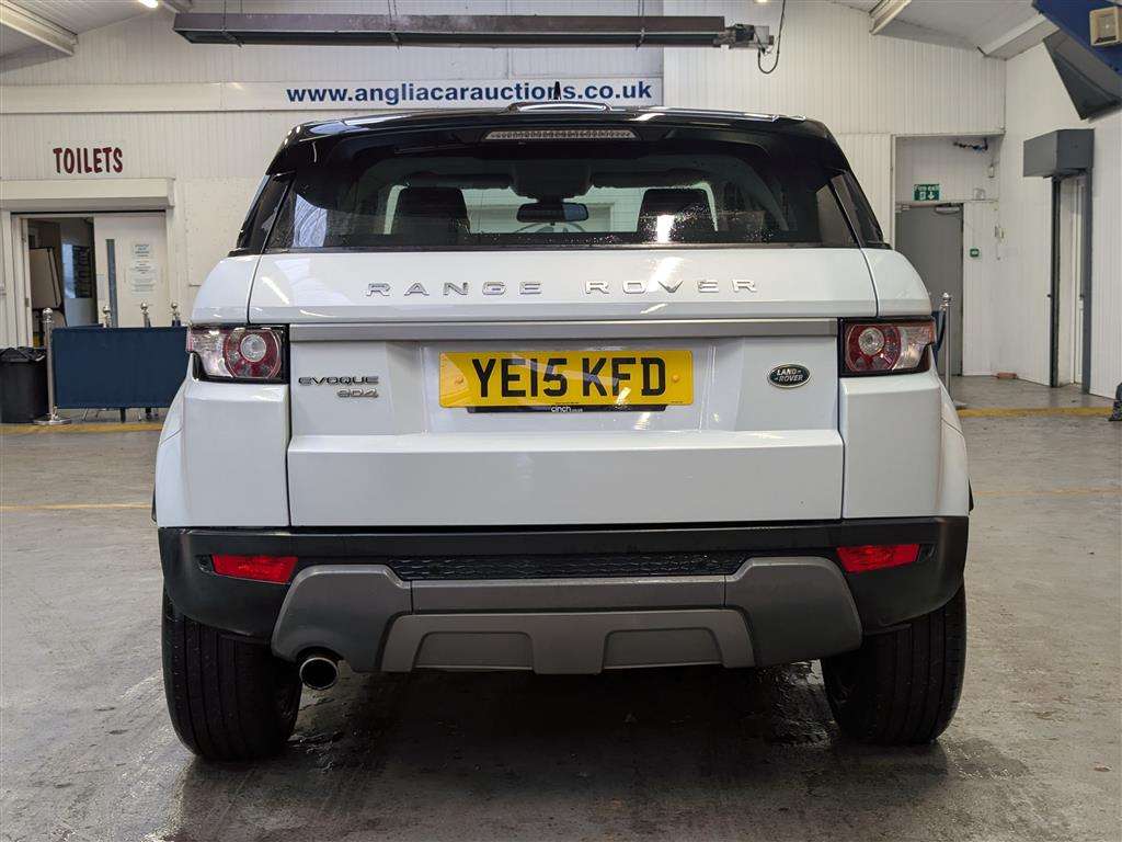 <p>2015 LAND ROVER RANGEROVER EVOQUE PURE ED</p>