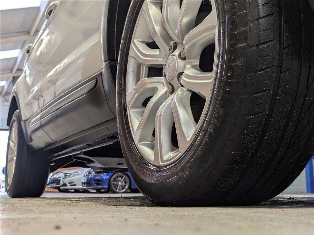 <p>2015 LAND ROVER RANGEROVER EVOQUE PURE ED</p>