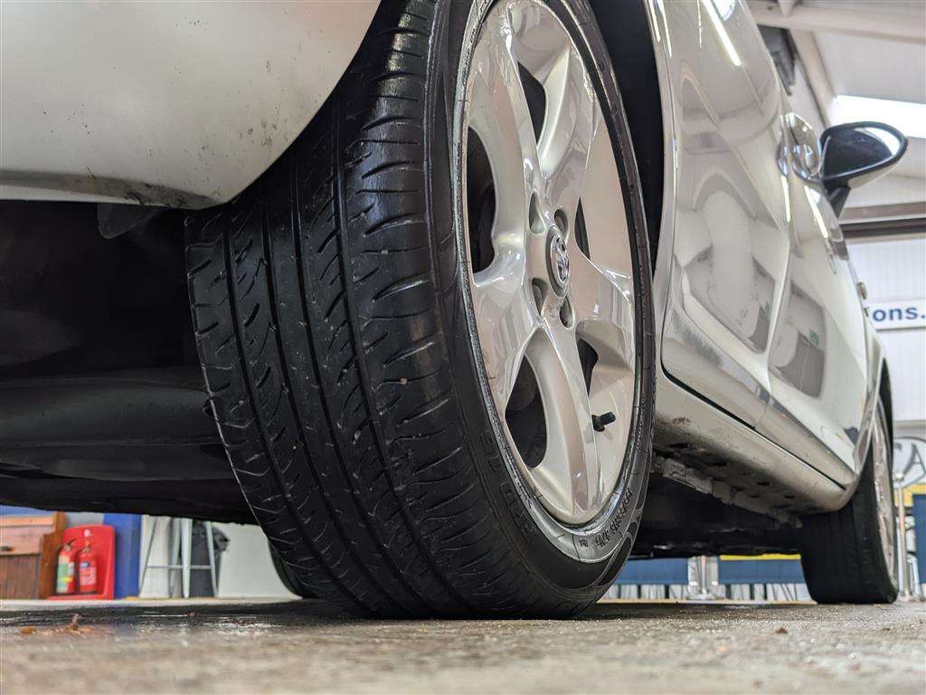 <p>2014 VAUXHALL CORSA SXI AC</p>