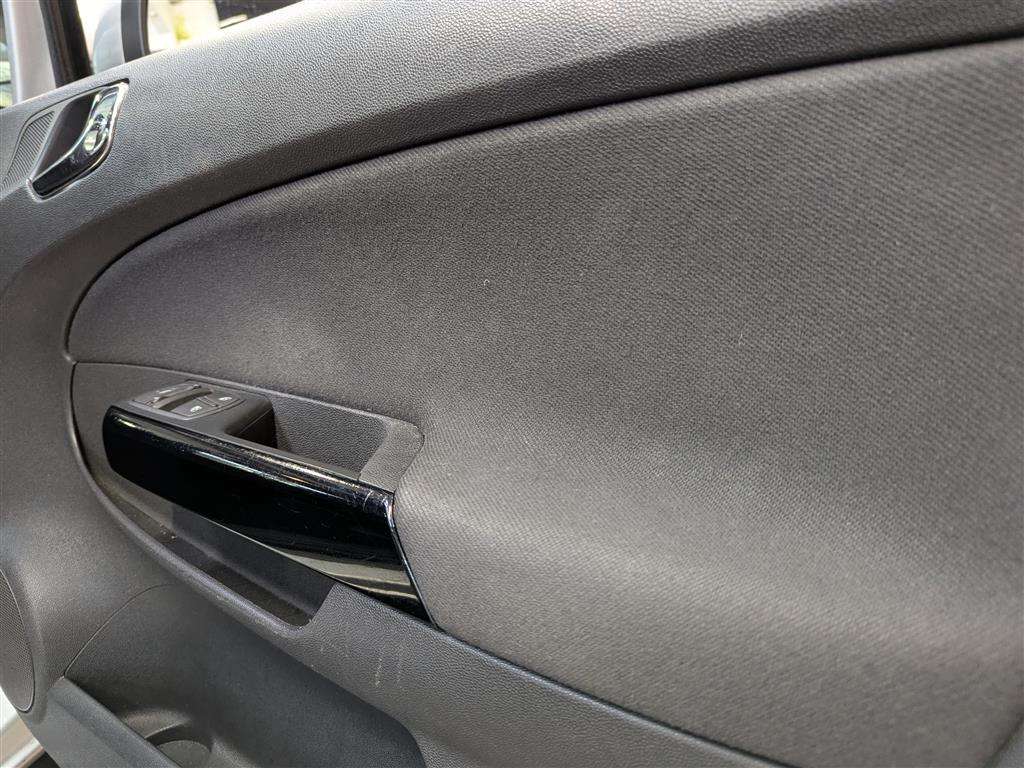 <p>2014 VAUXHALL CORSA SXI AC</p>