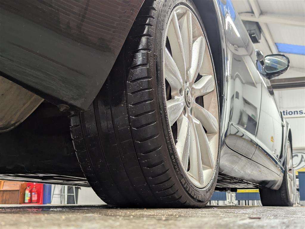 <p>2009 JAGUAR XF PREMIUM LUXURY V6 AUTO</p>