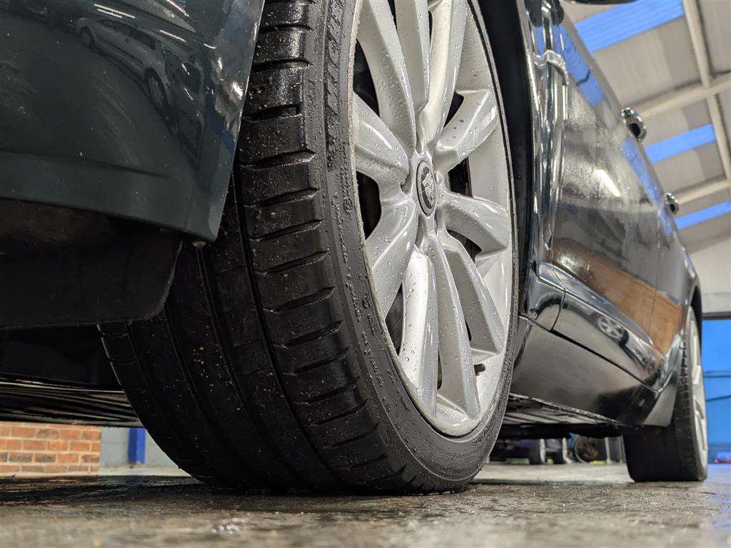 <p>2009 JAGUAR XF PREMIUM LUXURY V6 AUTO</p>