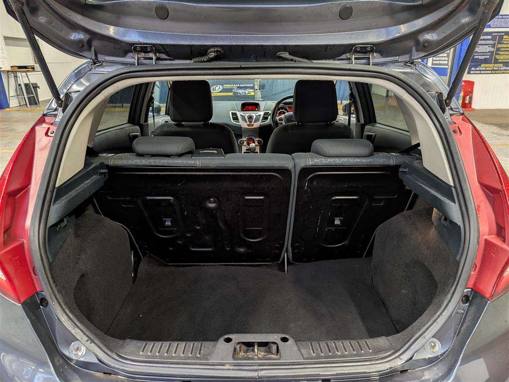 <p>2009 FORD FIESTA TITANIUM 96</p>