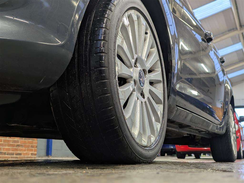 <p>2009 FORD FIESTA TITANIUM 96</p>