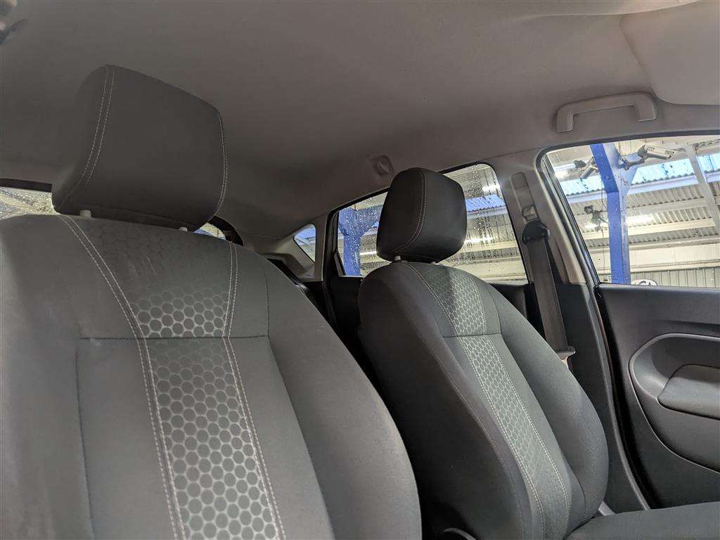 <p>2009 FORD FIESTA TITANIUM 96</p>