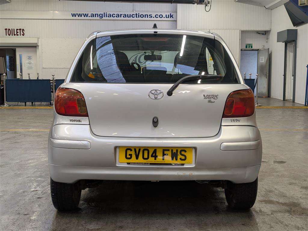 <p>2004 TOYOTA YARIS T SPIRIT AUTO</p>