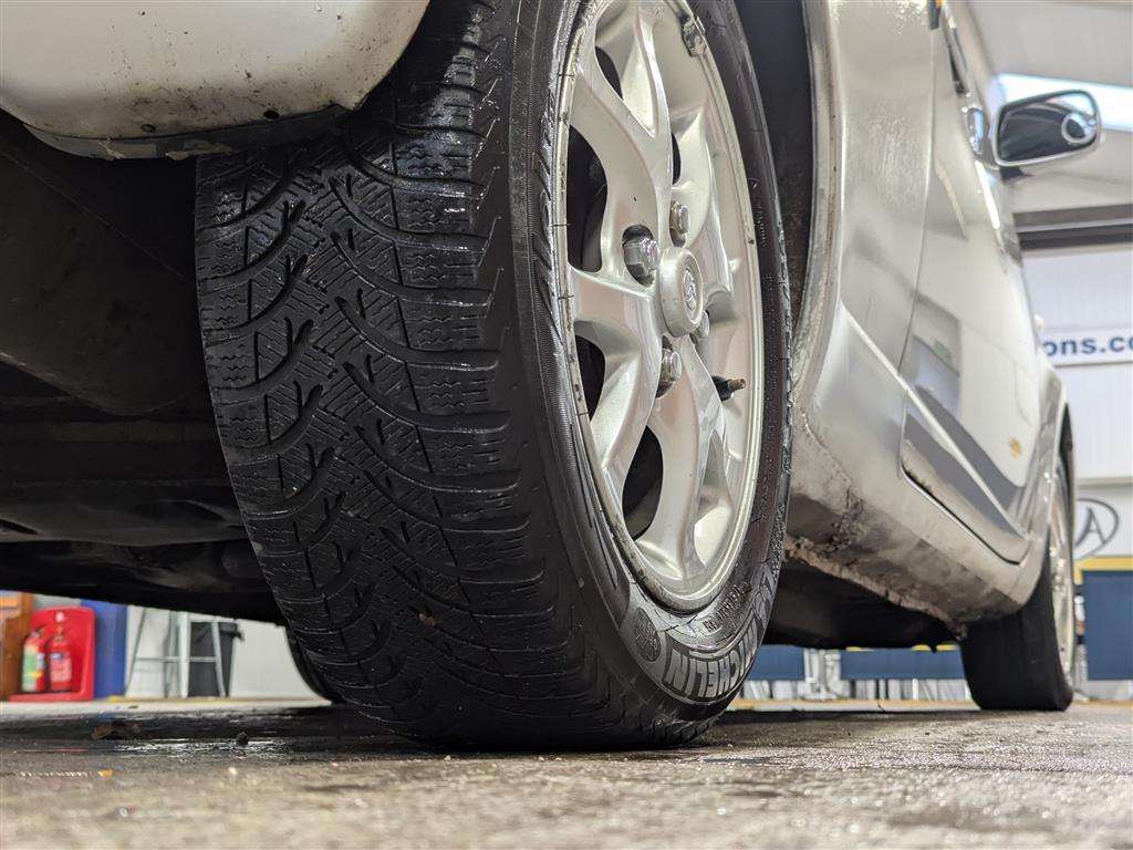 <p>2004 TOYOTA YARIS T SPIRIT AUTO</p>